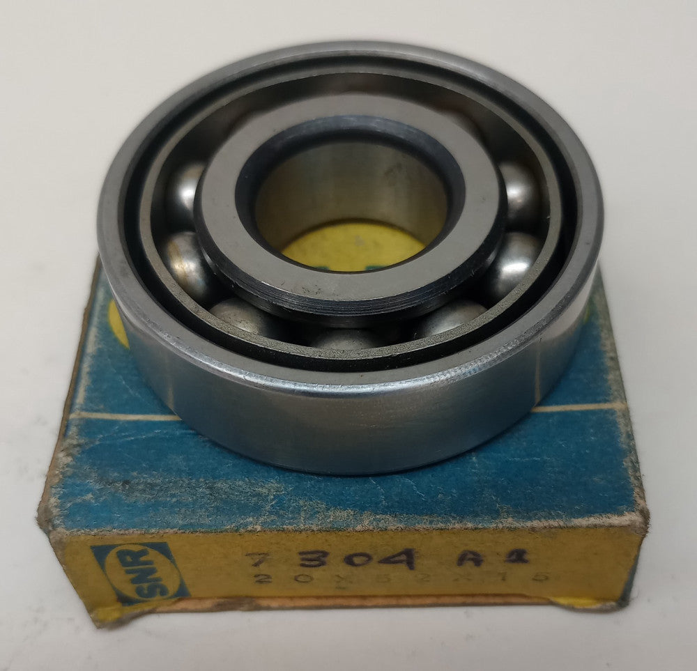 SNR 7304 A1 Angular Contact Ball Bearing 20 X 52 X 15mm 7304-A1