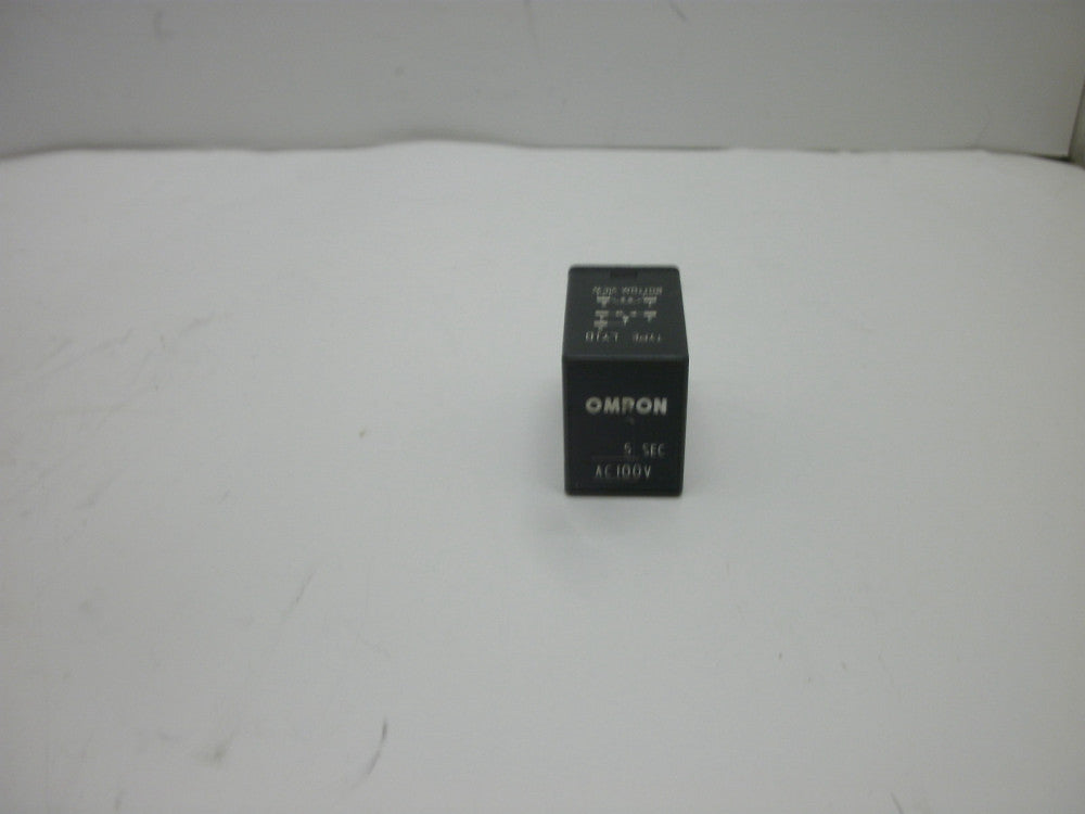 OMRON TYPE LYID RELAY AC100V 5 SECOND 5-BLADE