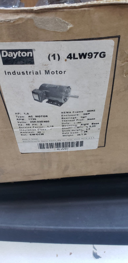 NEW DAYTON ENERGY EFFICIENT INDUSTRIAL MOTOR 4LW97 1 1/2 HP 1735 RPM ( E1-4)