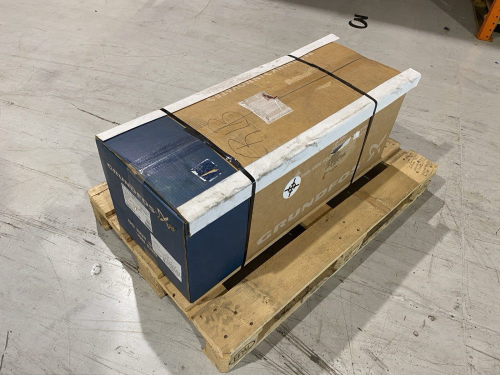 Grundfos MTR15-7/2 A-W-A-HUUV Multistage Self-Priming Centrifugal Pump Tank Mnt