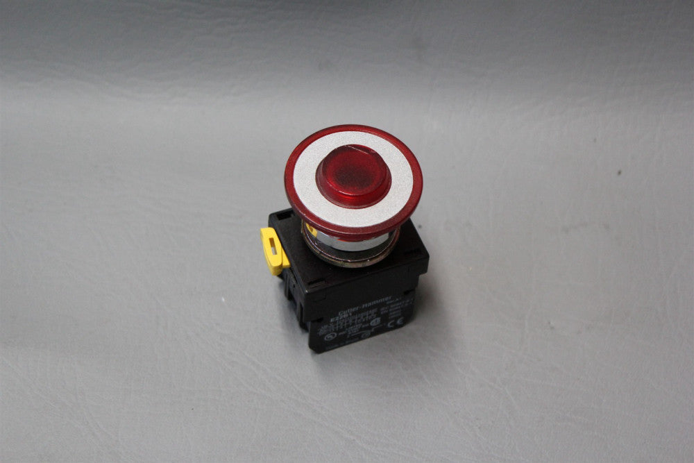 EATON/CUTLER HAMMER ILLUMINATED RED EMERGENCY STOP SWITCH PUSHBUTTON E22B2