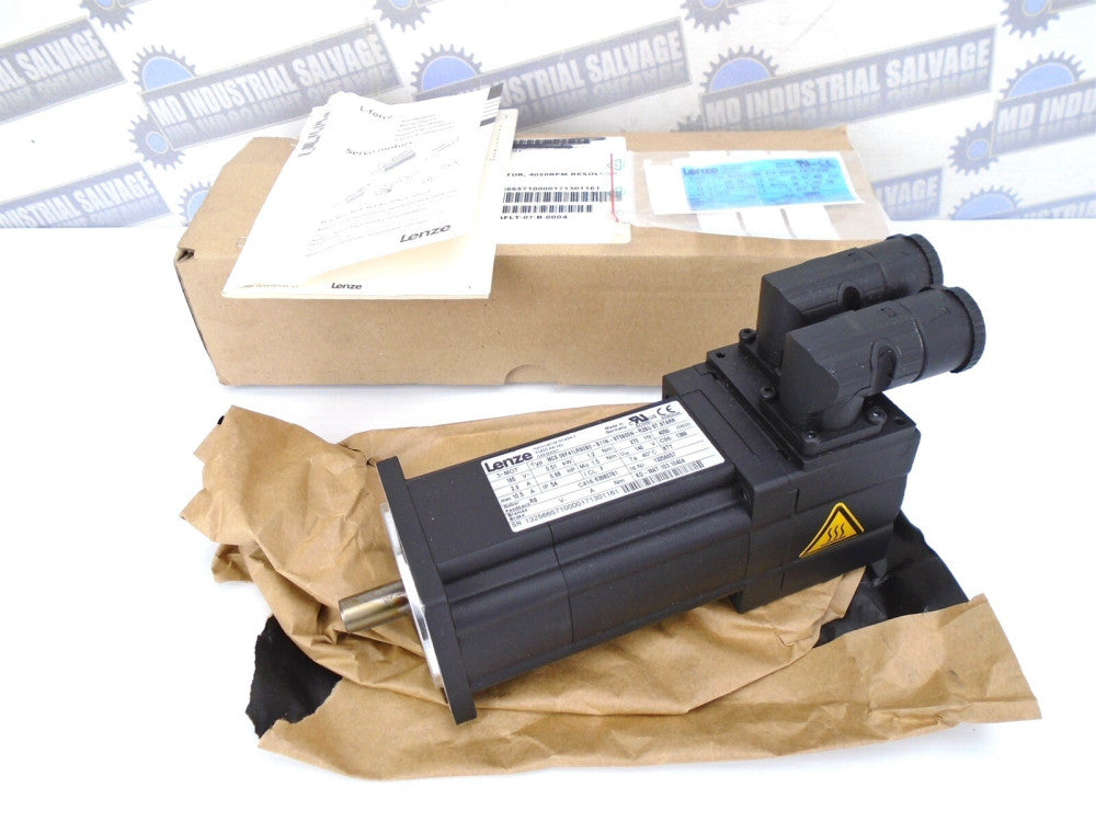 LENZE - MCS 06F41LRS0B0-B11N-ST5S00N-R2SU - SERVO MOTOR - 165V - .68HP 4050 RPM