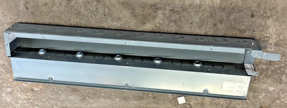 SQUARE D WIRE WAY SQUARE-DUCT LDB42KO 4"X4" 2FT LONG WITH KNOCKOUTS N1