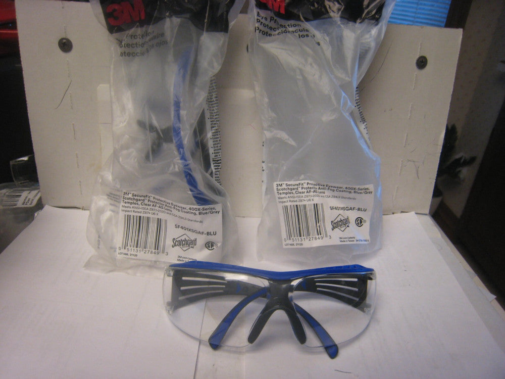 2- 3M Sf401XSGAF-BLUE Safety Glasses, Securefit 400, Clear Anti-Fog Anti-Scratch