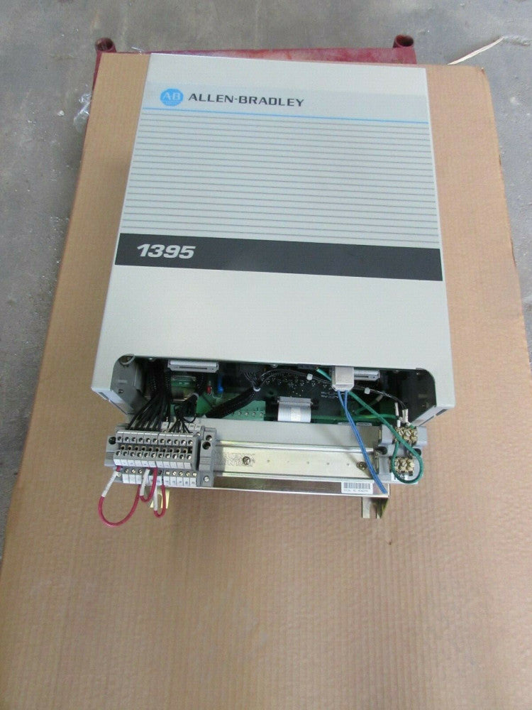 ALLEN BRADLEY 1395-B68-D1-PZ , DC DRIVE, 15hp, W/ 196273 CONTROLNET COMM. BOARD!