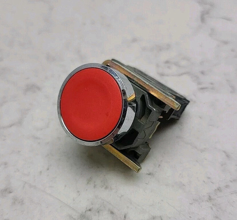 Telemecanique Red Momentary Pushbutton w/ ZBE-102 Contact 240V 3A