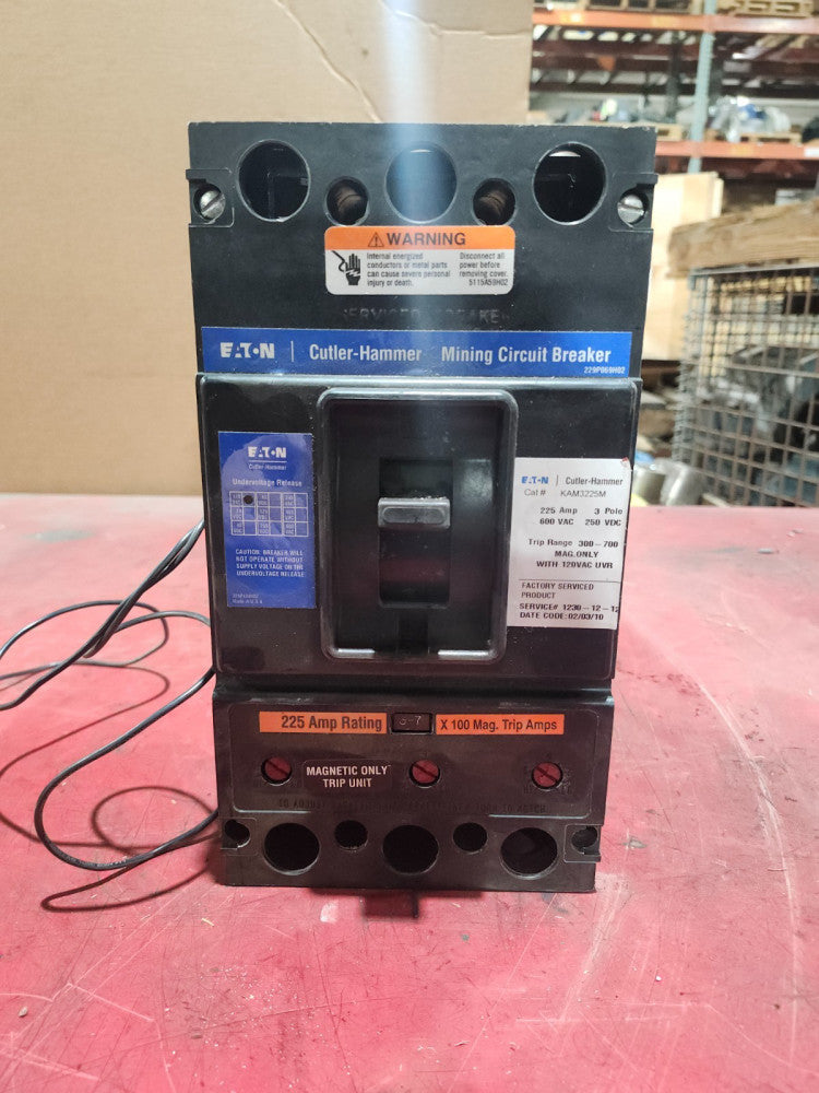 NEW NO BOX CUTLER HAMMER Circuit Breaker 3 POLE 225AMP 600V KAM3225M