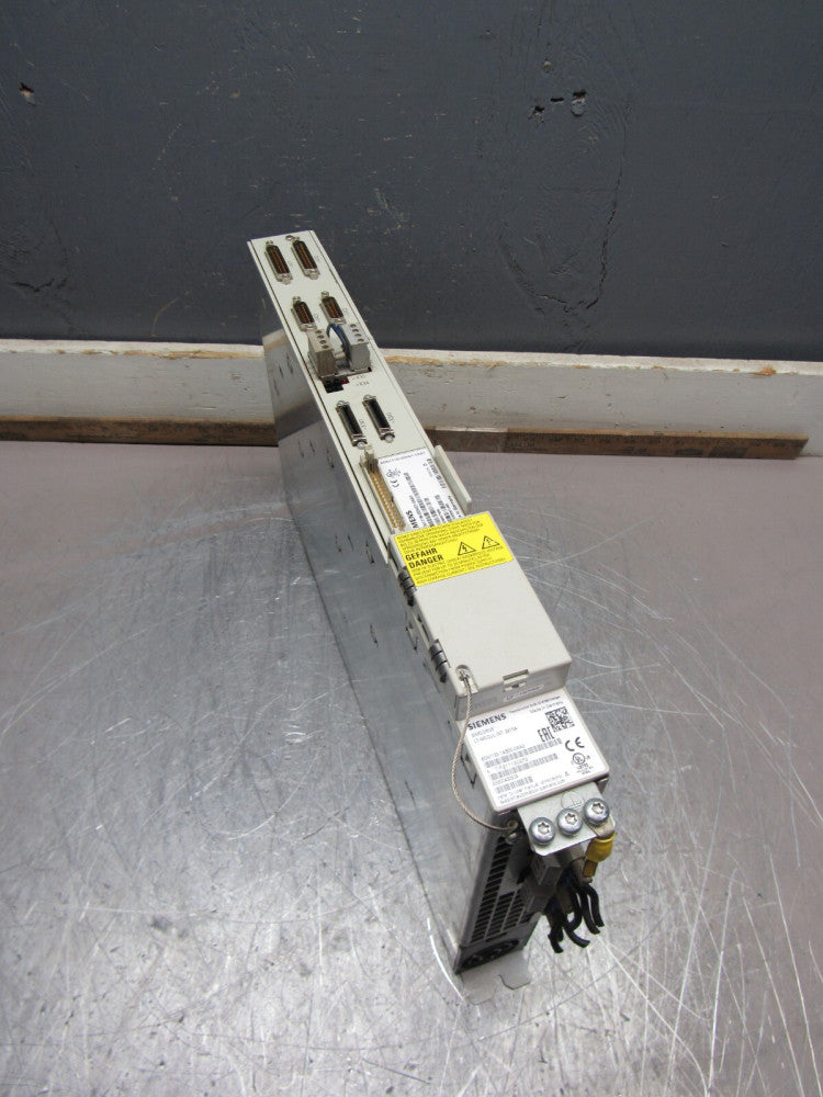 SIEMENS 6SN1123-1AB00-0AA2 LT-MODUL INT 2x15A with a 6SN1118-0DH21-0AA1 XLNT !!