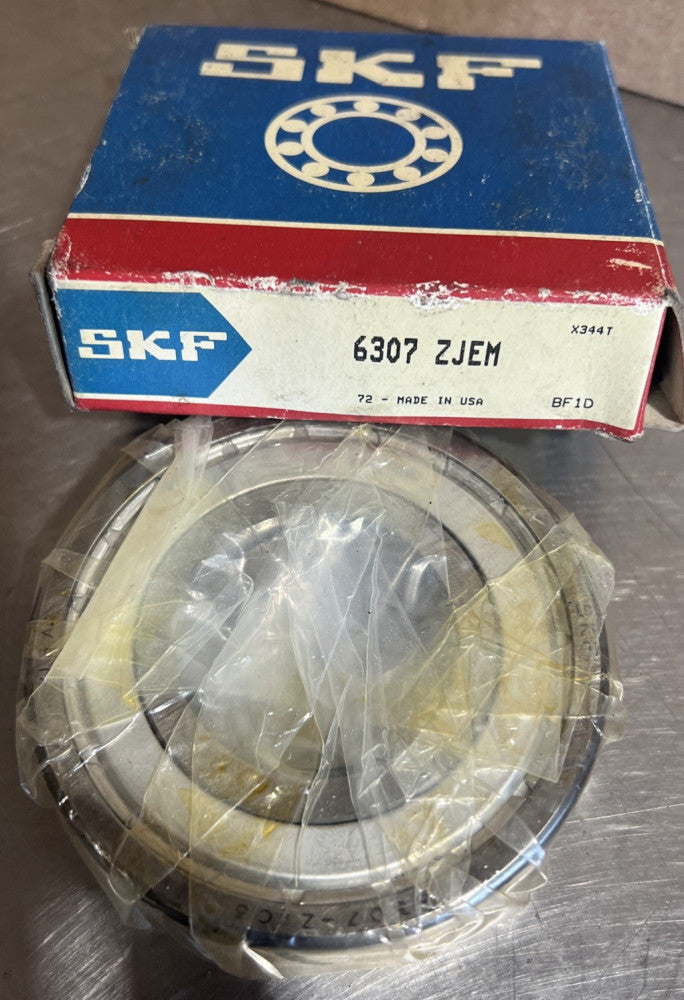 SKF 6307 2ZJEM Ball Bearing Nos Surplus