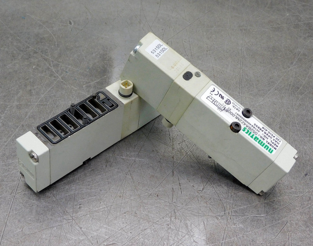 Numatics 052BA4Z2ML00061 Single Solenoid Pressure Valve 120PSI 24VDC Lot of Two