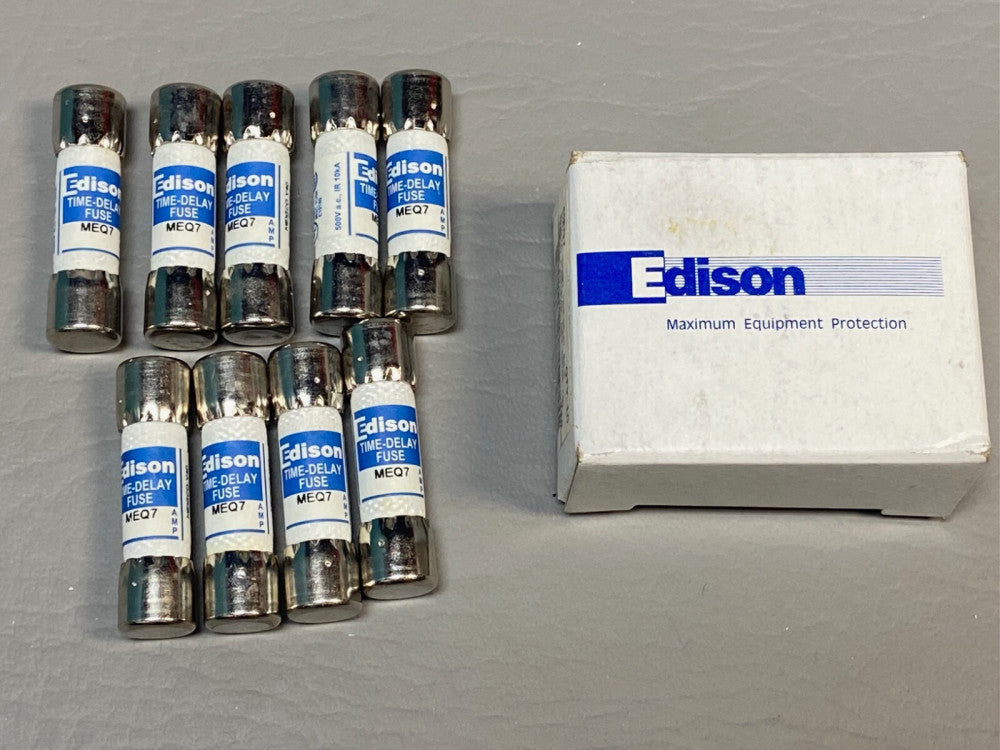NEW BOX OF 9 EDISON FUSE MEQ7 500v TIME DELAY