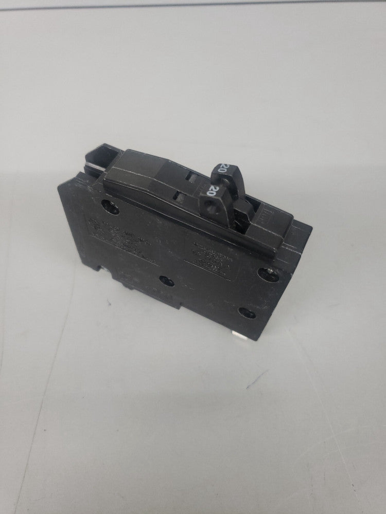 New! Square D QOT2020 20A 120/240 VAC Tandem Circuit Breaker W# w Hook