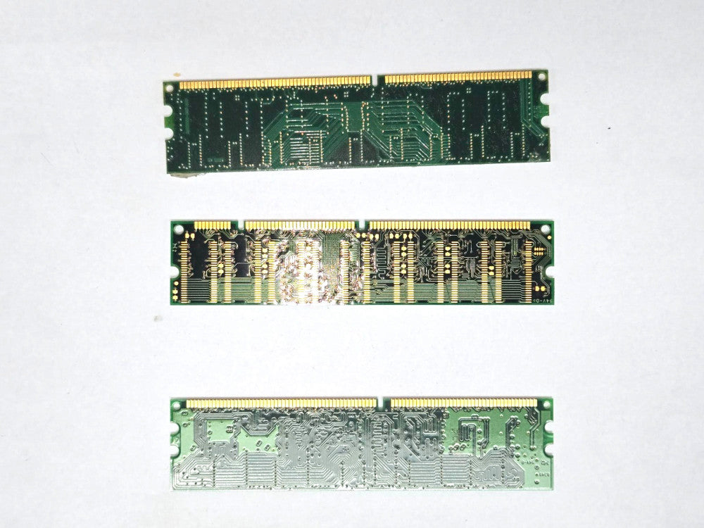 ASSORTMENT OF MEMORY RAM CIRCUIT BOARDS 128MB