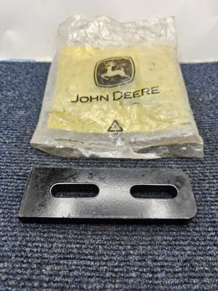 John Deere A60917 Mud Scraper Fits Tillage 1820 1830 1835 H540F H541 H550 H550F