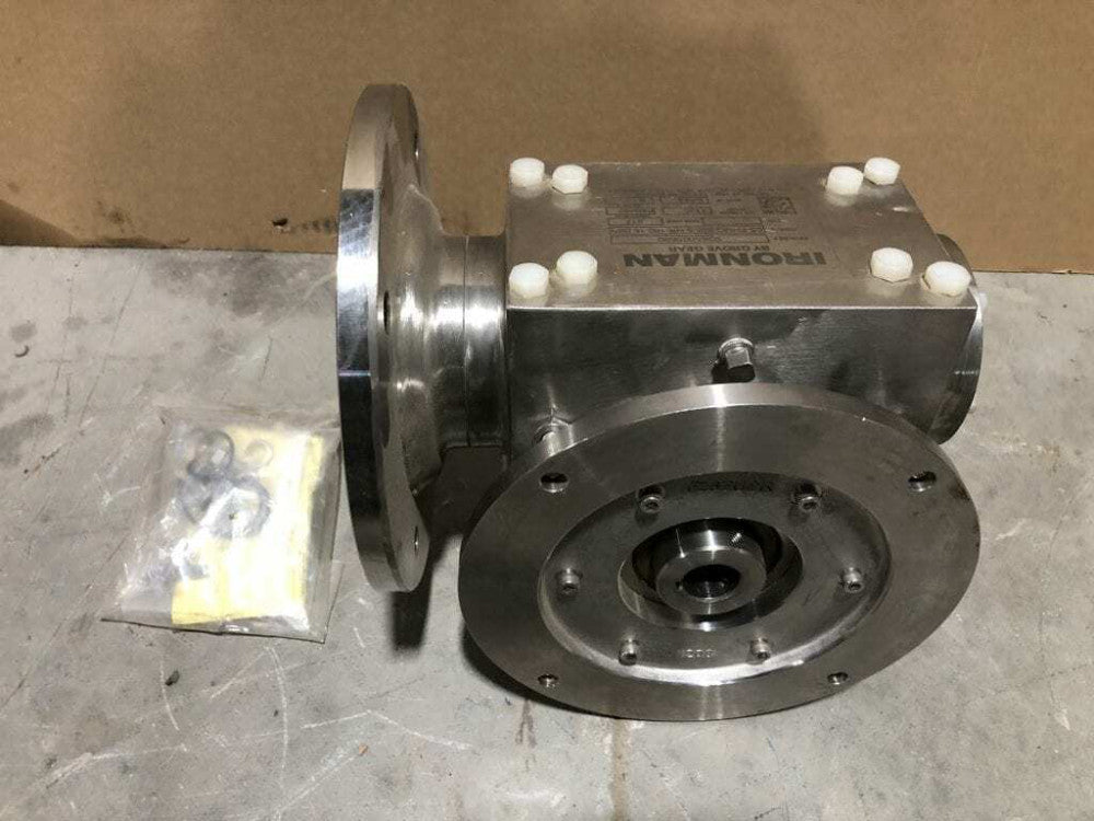 Ironman SS-FHMQ-826-5-HR-180-16 Worm Gear Speed Reducer 6.693HP 5:1 1130in-lbs