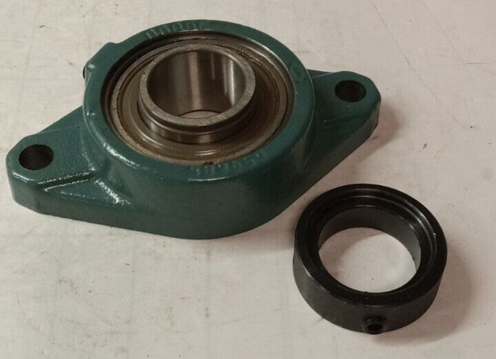 NEW DODGE 059888 F2B-SC-107-ABHS FLANGE MOUNT ROLLER BEARING 2-BOLT 1-7/16" BORE