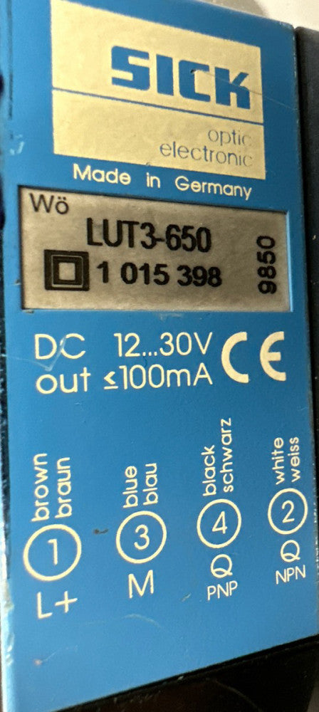 Sick LUT3-650 Luminescence Sensor DC12-30 volt, 1015398