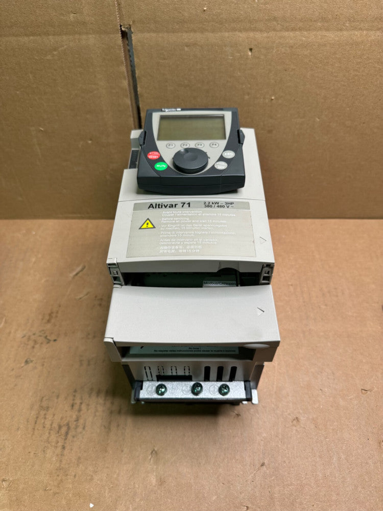 TELEMECHANIQUE ATV71HU22N4 ALTIVAR 71 AC DRIVE, 3-HP, 380/480-VAC XLNT TAKEOUT !