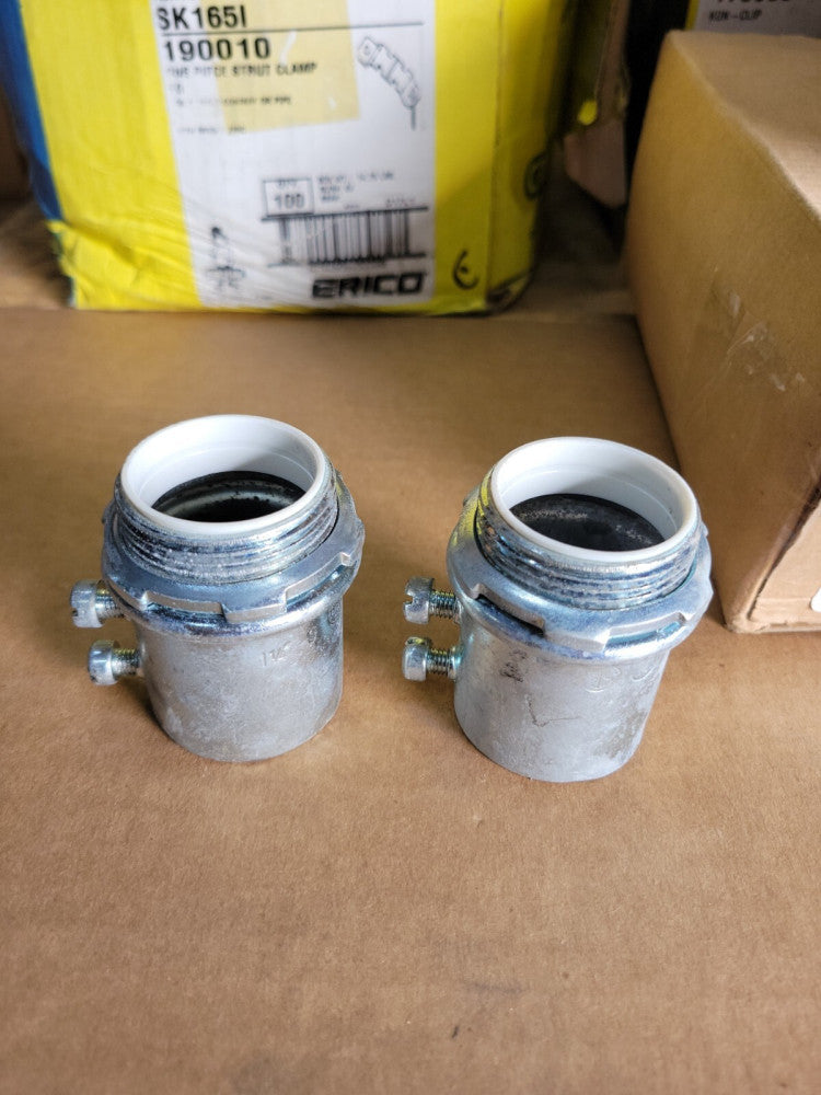 LOT OF 2 - ETP Appleton 4125ST 1-1/4" Emt Set-Screw Conn Insulated Steel