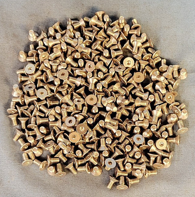 FLAT HEAD SOCKET SCREW M4-0.7 X 6MM (LOT OF 165)