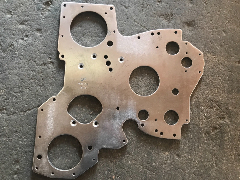 Genuine John Deere OEM EGINE FRONT Plate AUX DRIVE # R537772 *FREE SHIPPING*