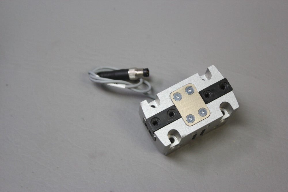 UNUSED FESTO PARALLEL GRIPPER WITH SENSOR HGPT-25-A-B