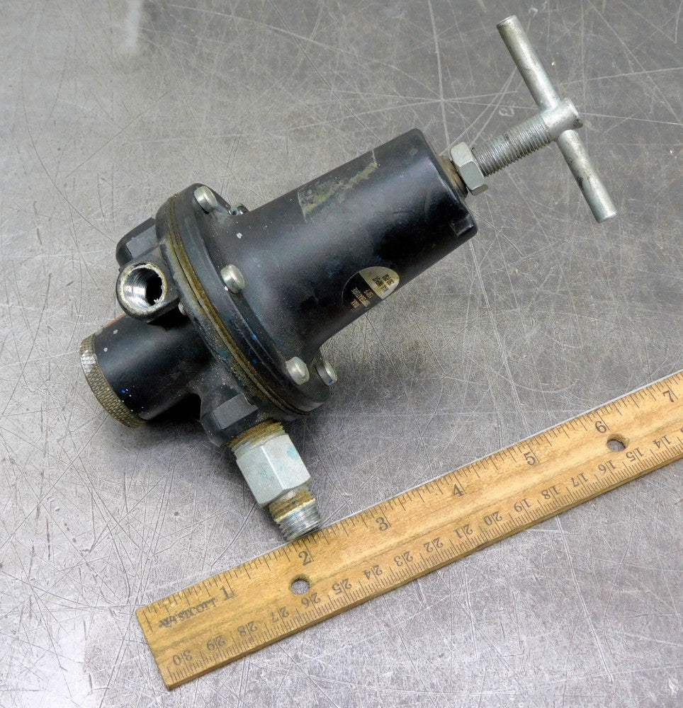 DeVilbiss HAR507 Manual T-Handle Pneumatic Regulator 250PSI 1/4" & 3/8" NPT C-05