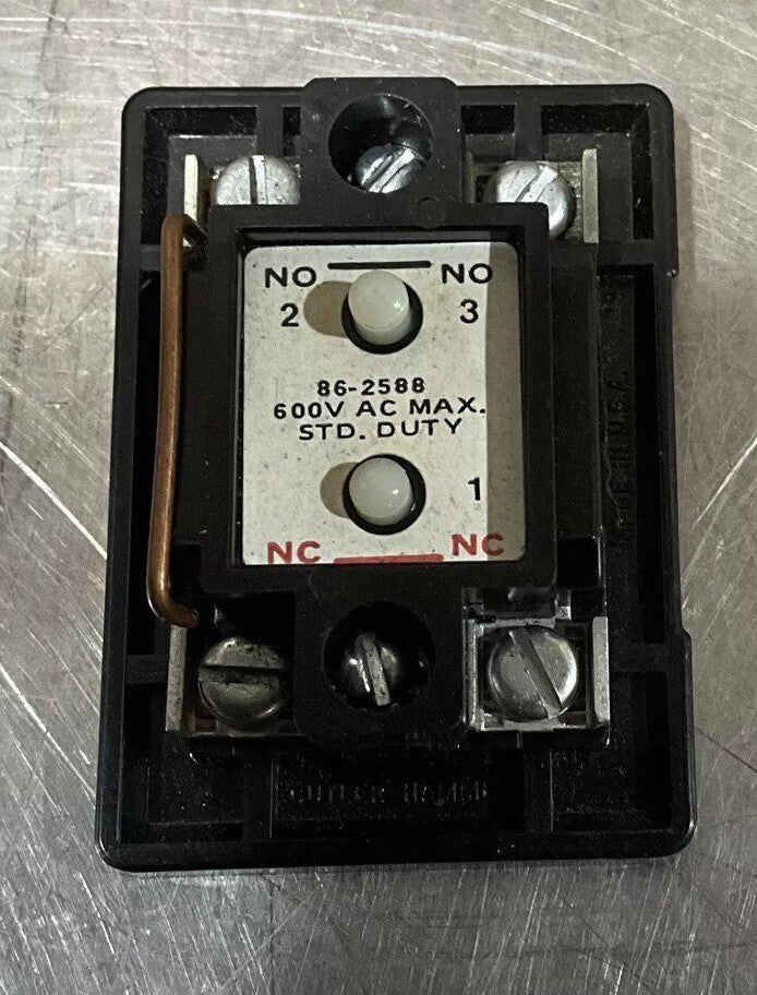CUTLER HAMMER 86-2588 Pushbutton 2 Element W/ Connector Standard Duty Nos