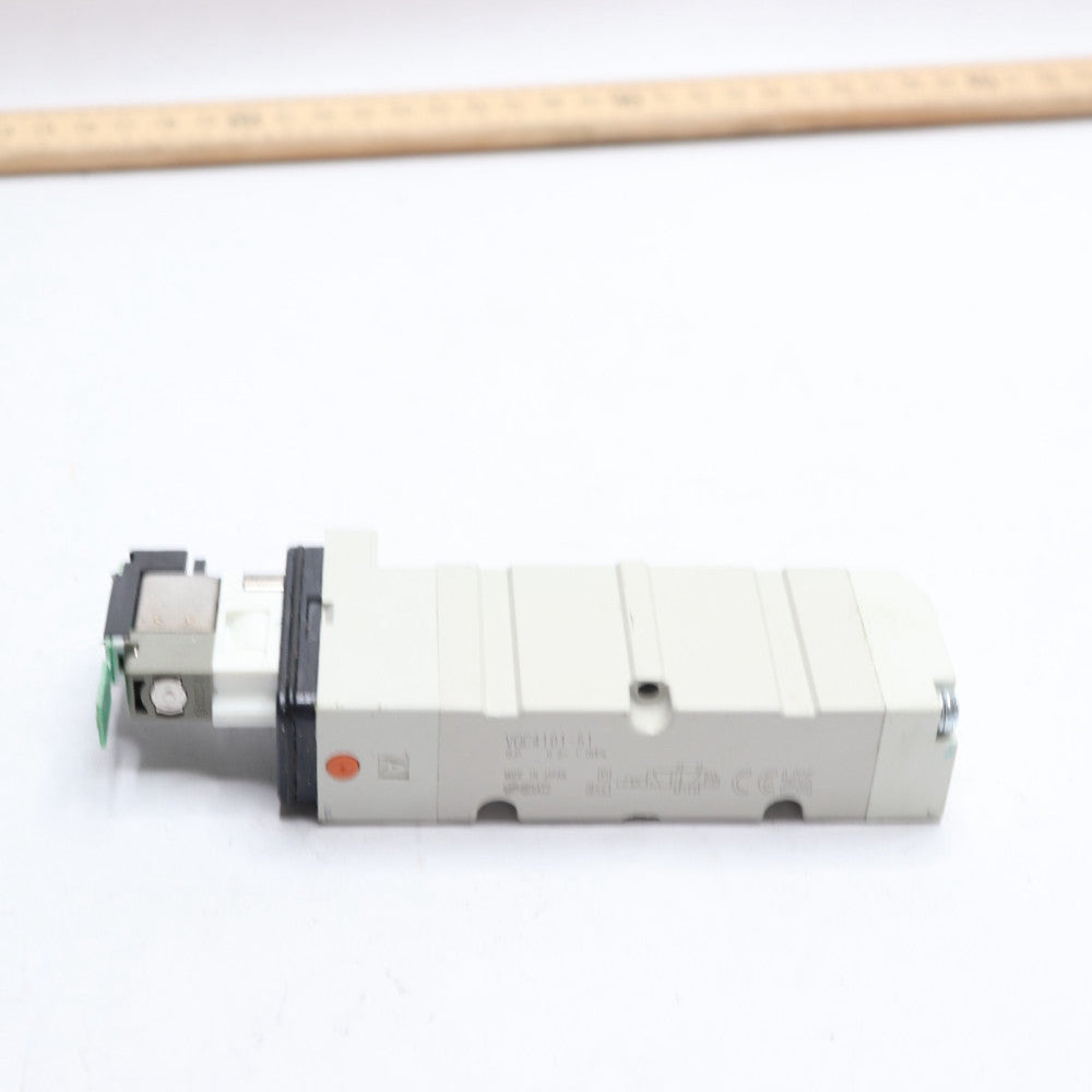 SMC Solenoid Valve Plug-In 5-Port VQC4101-51 - Incomplete