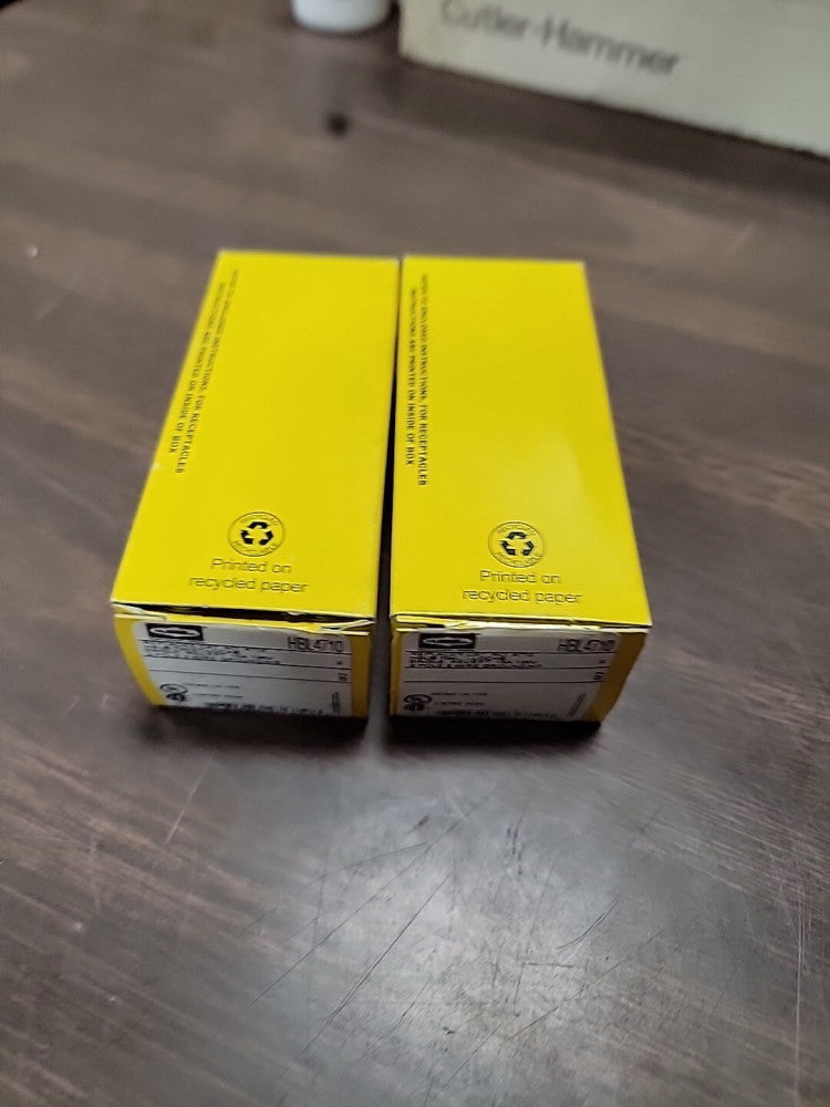 New Hubbell HBL4710 Twist Lock Single Receptacle 15A 125V 2 Pole 3 Wire Lot Of 2