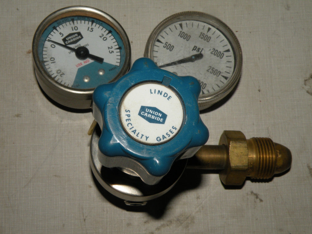 Linde / Union Carbide Gas Pressure Regulator SG-3570-15 3000 Max PSI In