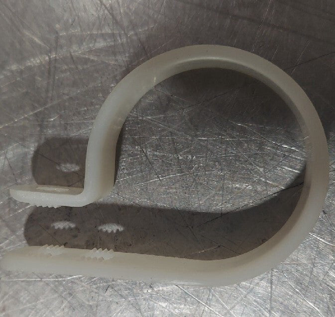 Lot Of 50 - 29.2mm NYLON CABLE CLAMP Kitagawa NK-18N