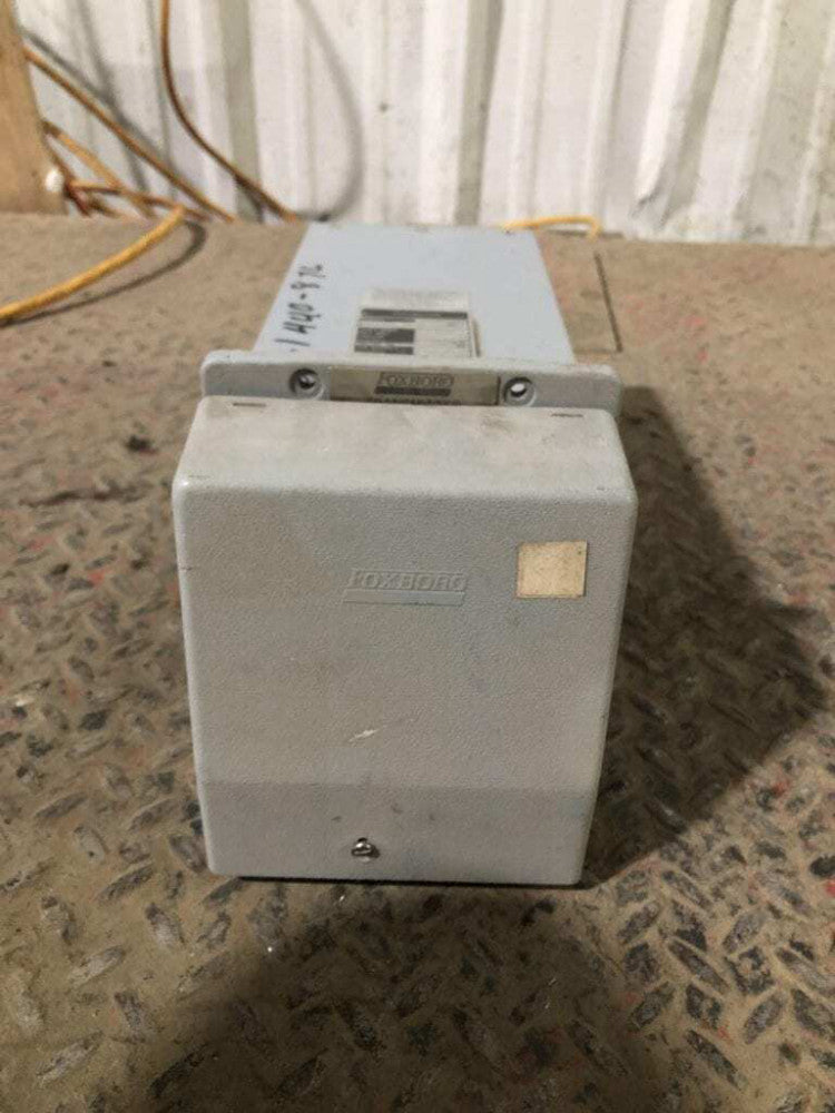 Foxboro 33C-AJ-U Temperature Transmitter 120VAC 4.5VA 19-23PSI 3-15PSI 80-200°F