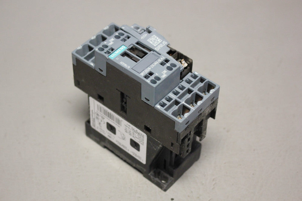SIEMENS SIRIUS 3RT2028-2XJ40-OLA2 CONTACTOR MODULE