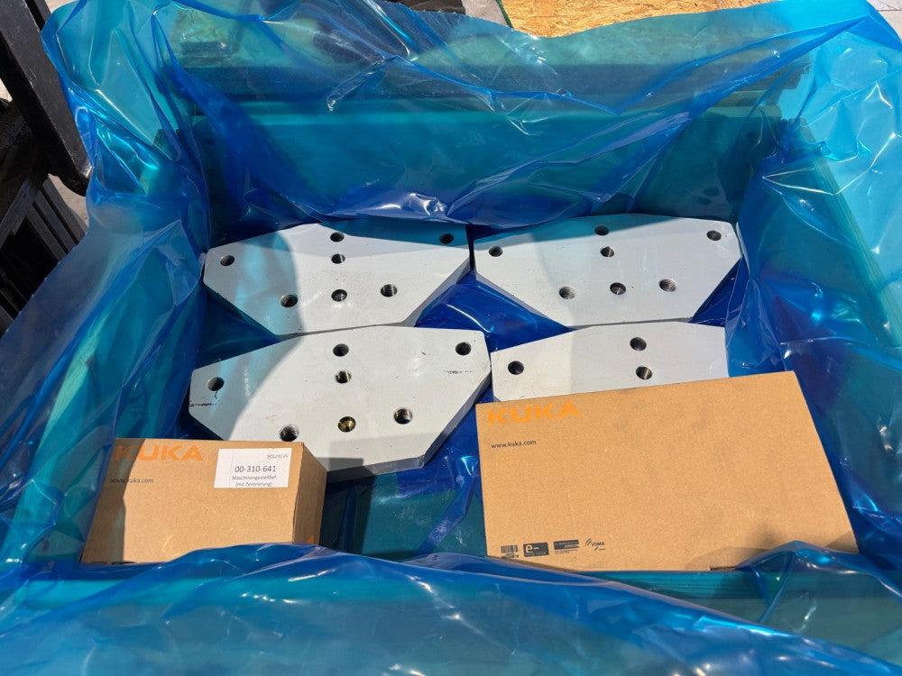 Kuka 00-327-118 Quantec Series Mounting Base Plate Pad Kit, KR Robot Mount