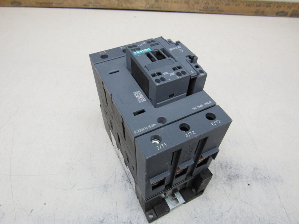 SIEMENS SIRIUS 3RT2045-3NB30 380V 20...33VDC 50-60HZ CONTACTOR XLNT USED M/O!!