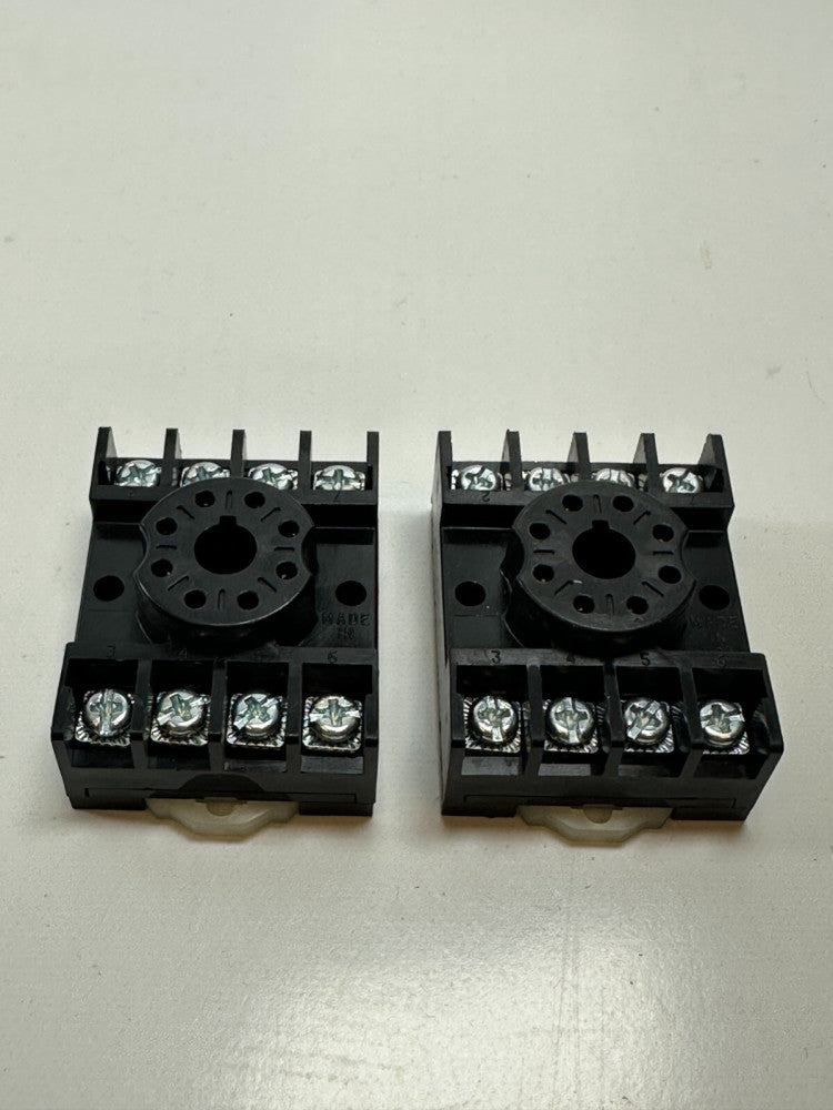 Allen Bradley 700-HN125 Relay Socket Bases (lot of 2) 1-A,300VAC 8-pin