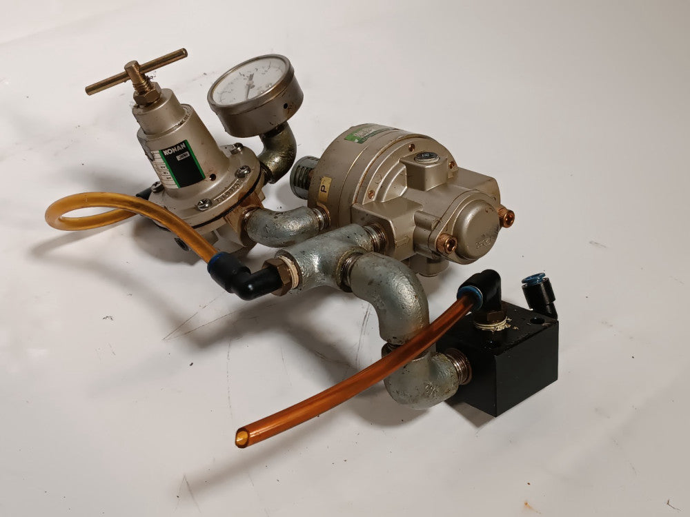 Konan VB3-04-10A Diaphragm Volume Booster + RV2-03-8A Pressure Regulator