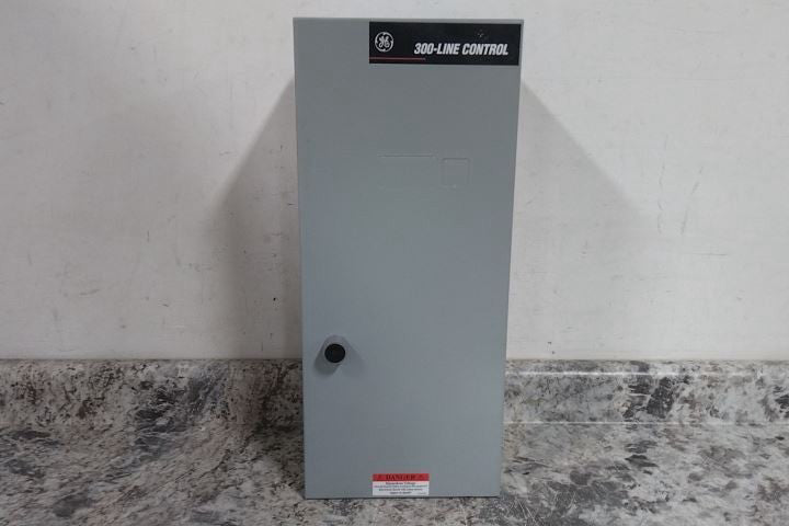 GE CR306E102 120VAC Coil Voltage 3 Poles 3 Phase Magnetic Motor Starter