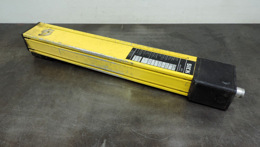 SICK AGSE 600-1271 Safety Light Curtain 24 VDC 110/230 VAC 590 MM