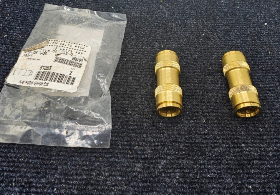 (2 PIECES) 91203 Air Brake Push-to-Connect Brass Union Fittings 5/8"