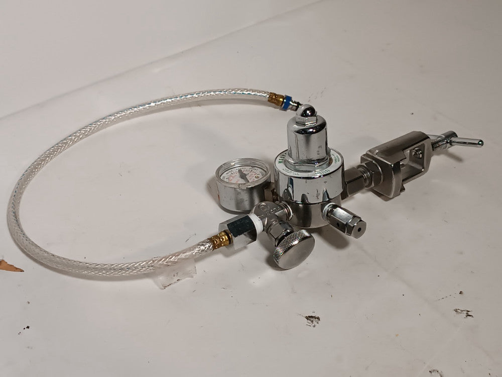 Western Medica SCS-10497 Special Mixture Compressed Gas Regulator & Hose