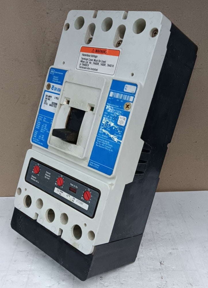 CUTLER HAMMER 300 AMP CIRCUIT BREAKER 300A TRIP 3 POLE 240 VAC DK3300W KT3300T