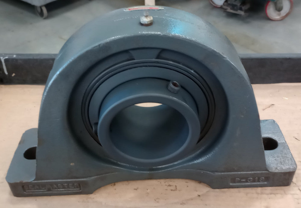SealMaster MP-64 Used Pillow Block Ball Bearing Unit 4 in Bore 2 Bolt MP-64-4