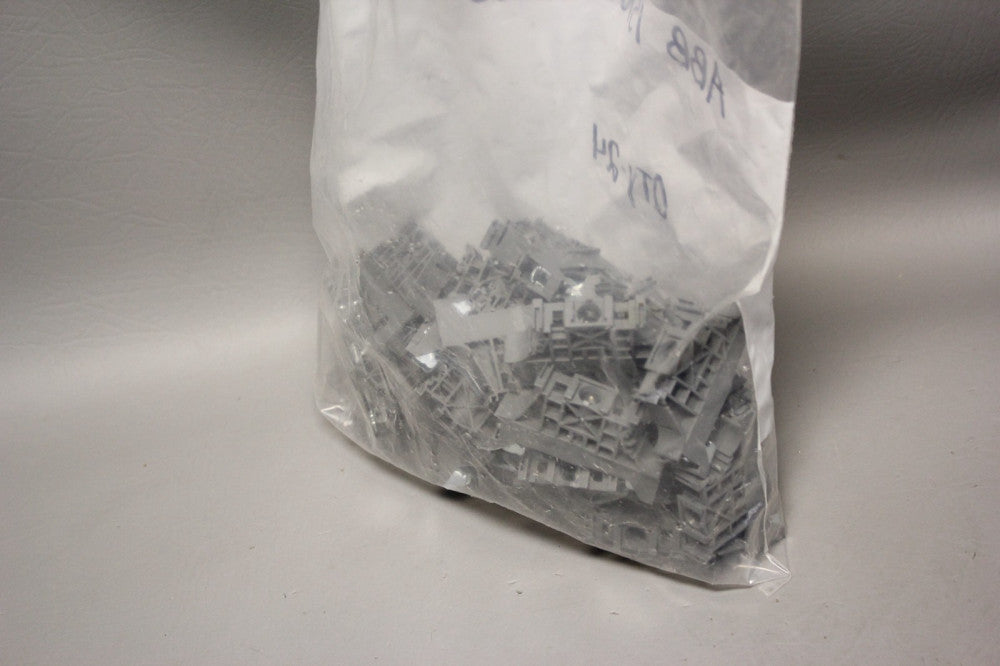 LOT OF 23 UNUSED TYCO TERMINAL BLOCKS BAM 4
