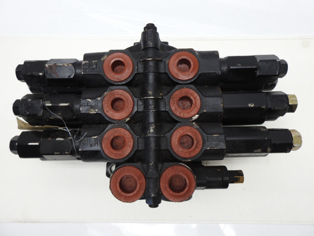 Nishina Hydraulic TL130 Spool Valve T382, 040733 - OEM!
