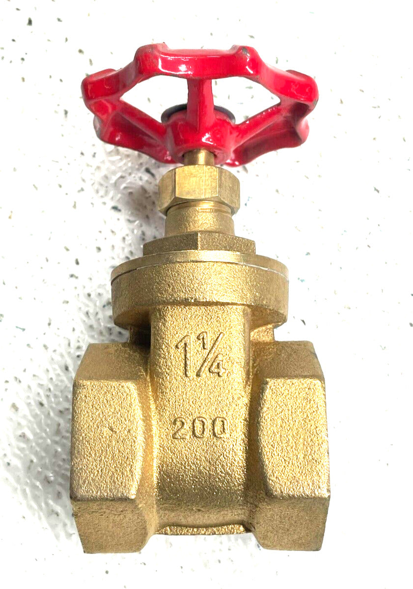 PEGLER Bronze Gate Valve 1-1/4" NPT Thread Ends 200 psi WOG, Handwheel Operated