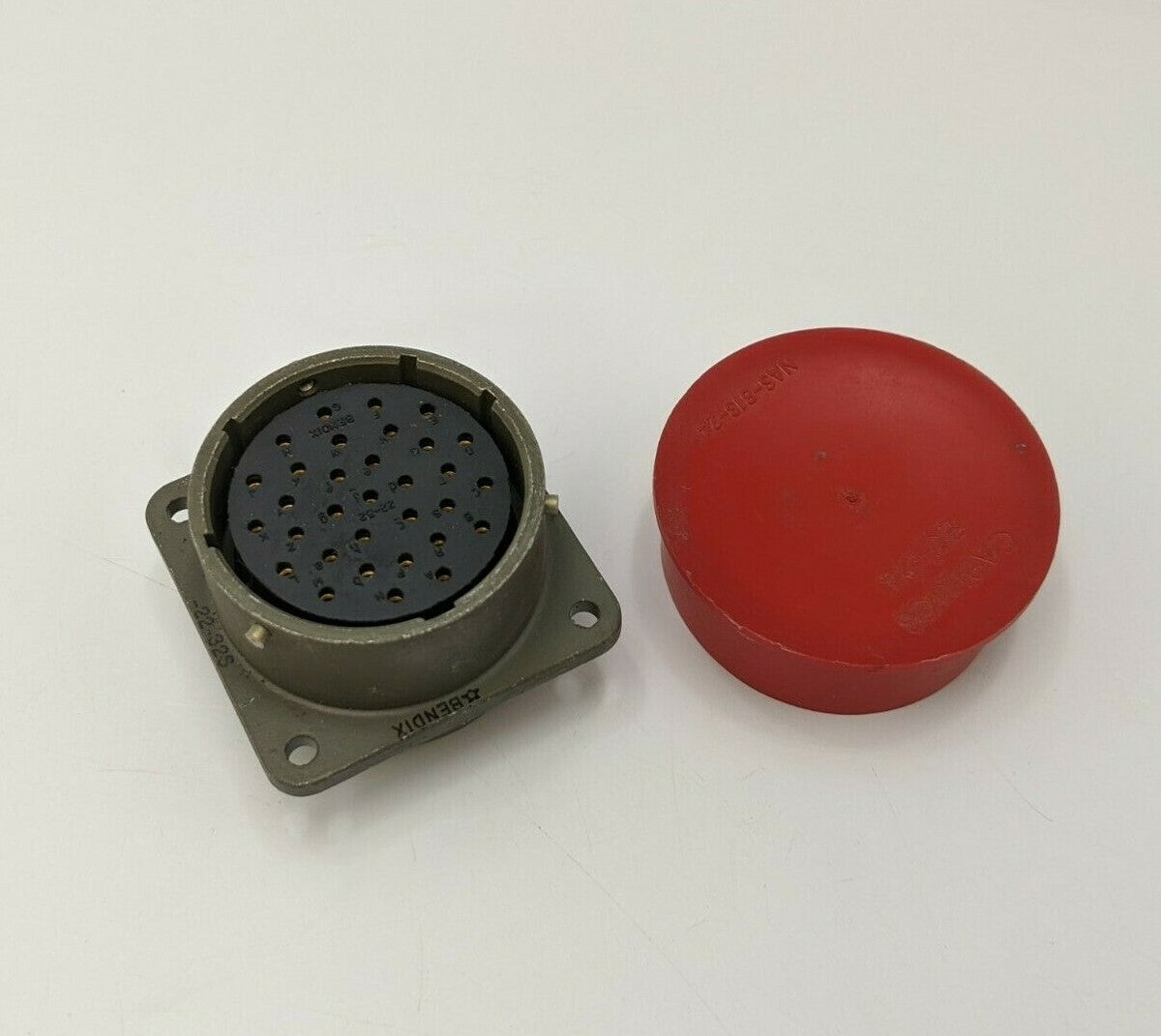 Bendix Amphenol PT02A-22-32S Circular Connector Receptacle 32 Pos Female Socket