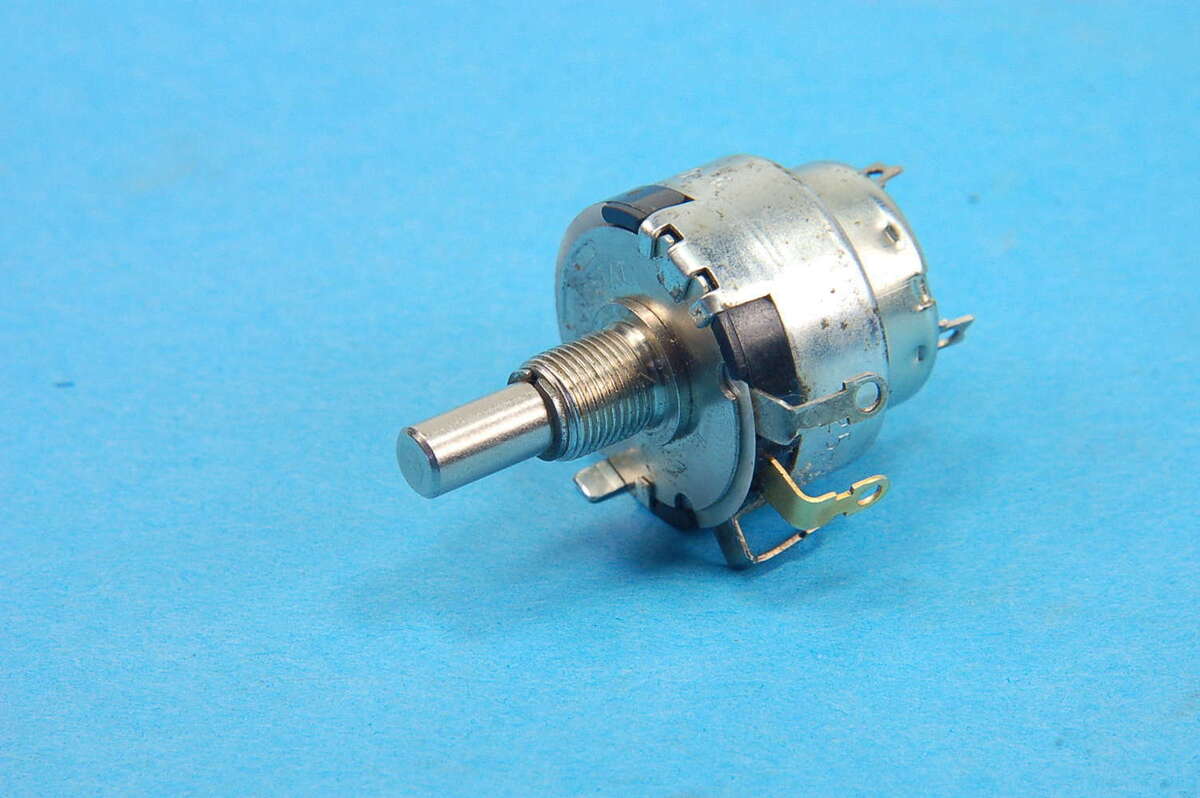 "Lot of 10" Honeywell Clarostat - CM42789 - Industrial Linear Pot. 10 Ohm w/SPST