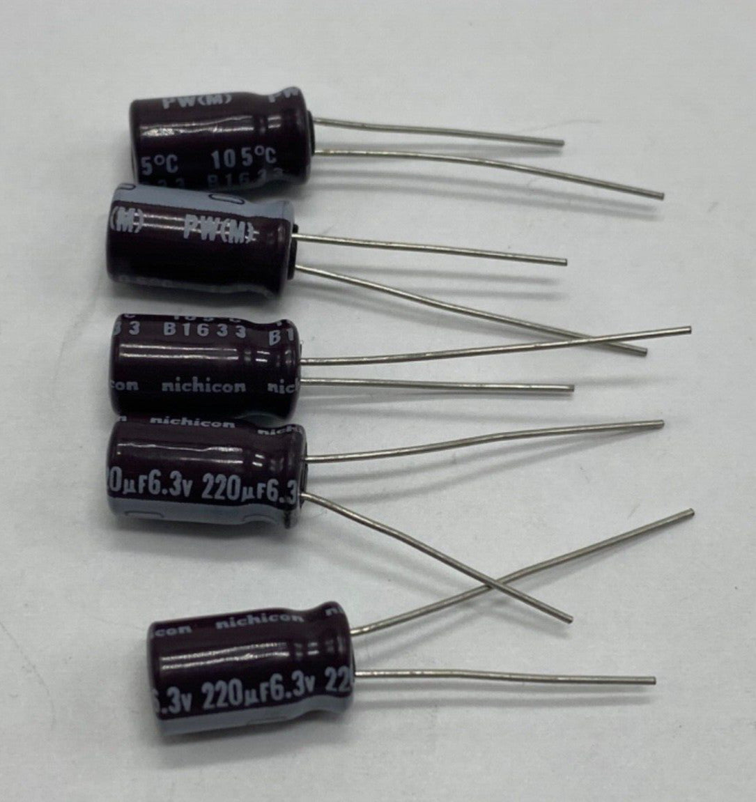 Pack of 5, Nichicon PW series UPW0J221MED electrolytic capacitor 220uf/6.3v